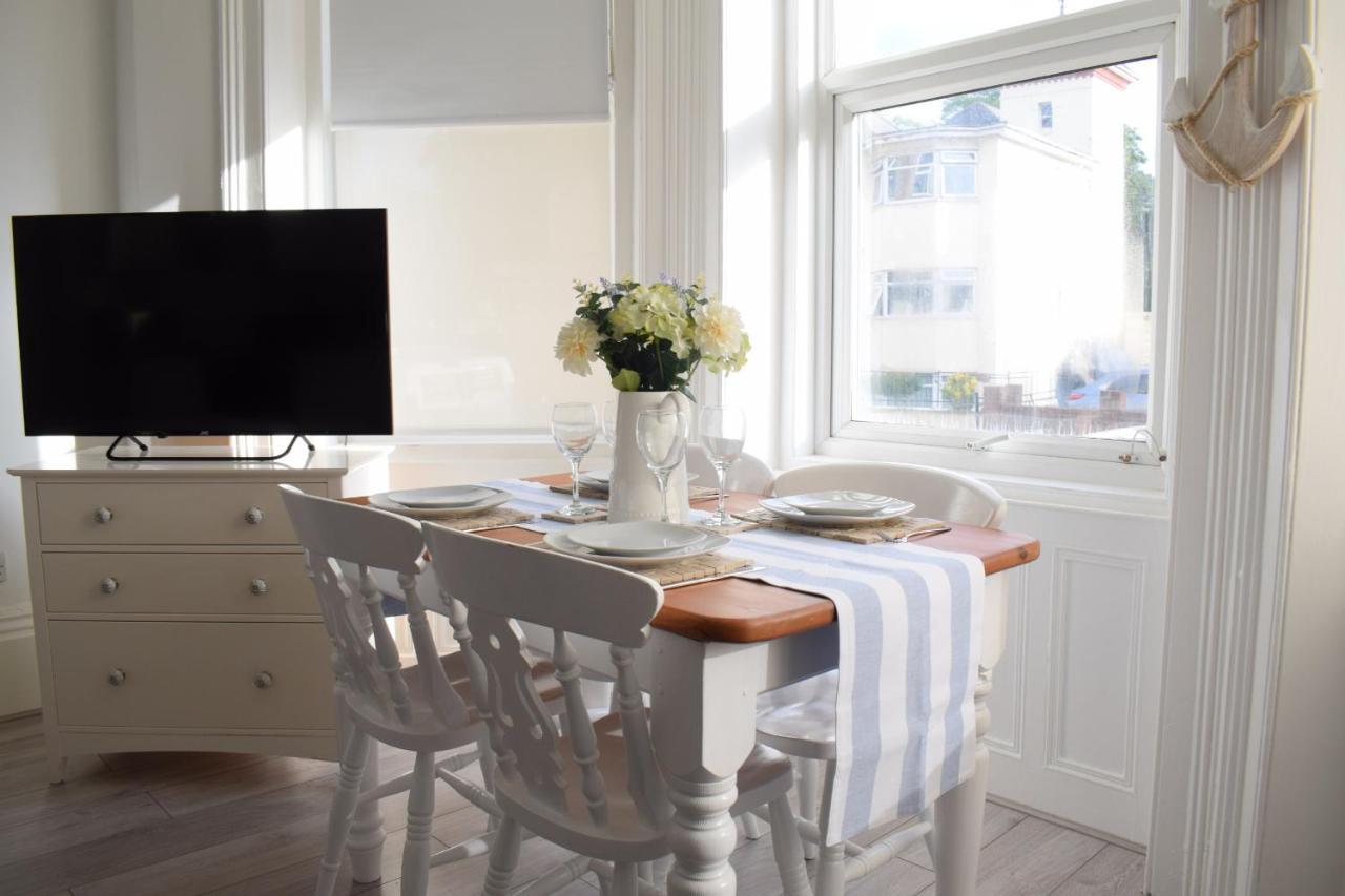 The Bay Beach Apartments Bournemouth Ngoại thất bức ảnh
